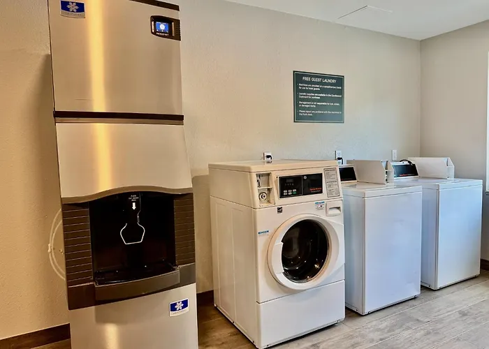 Candlewood Suites Jacksonville Southpoint