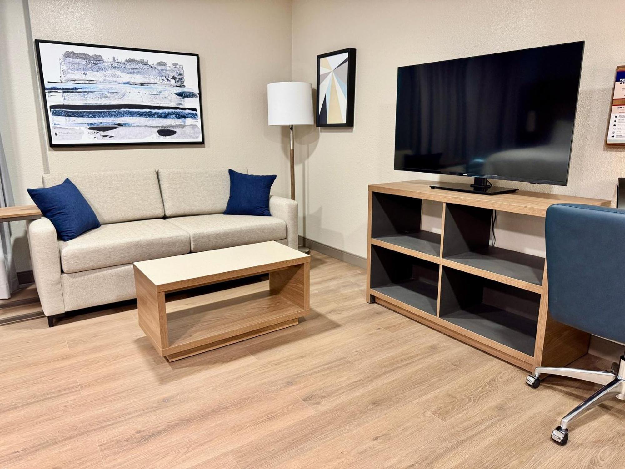 Hotel Candlewood Southpoint 2*