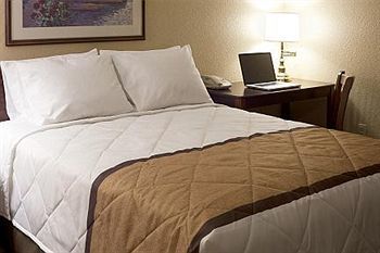Hotel Candlewood Southpoint 2*