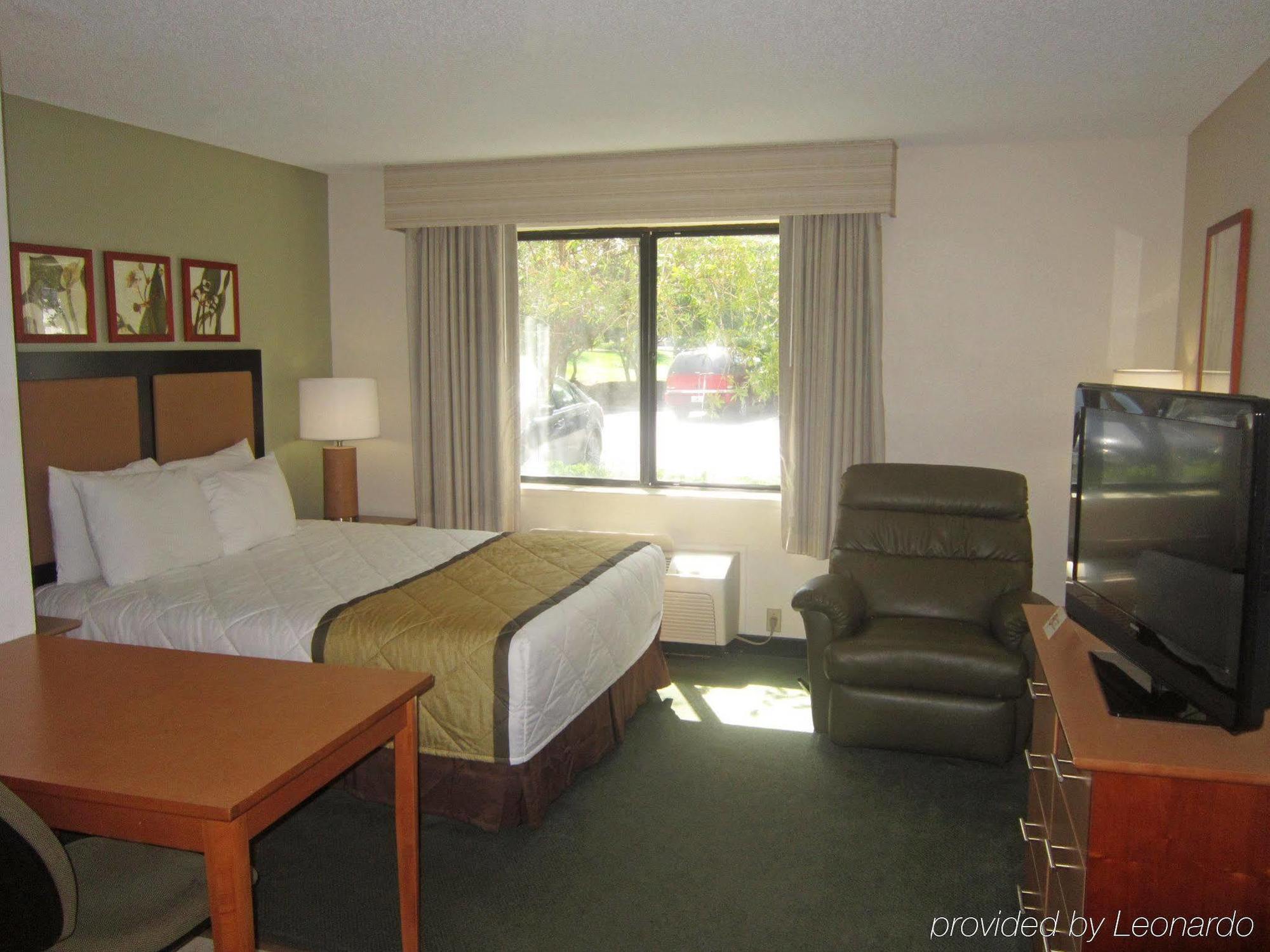 Candlewood Southpoint Jacksonville